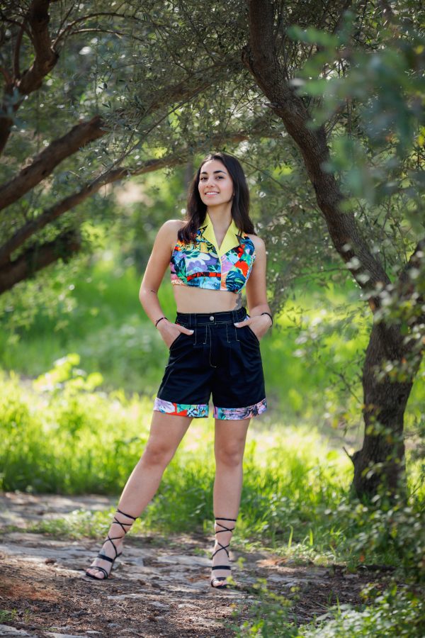 Des Collection 'Bee's Dream' shorts for women